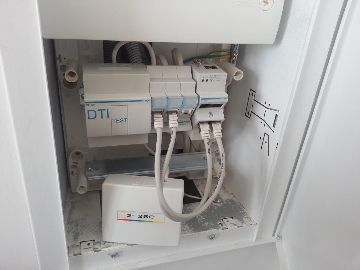 Botitier HAGER TN402