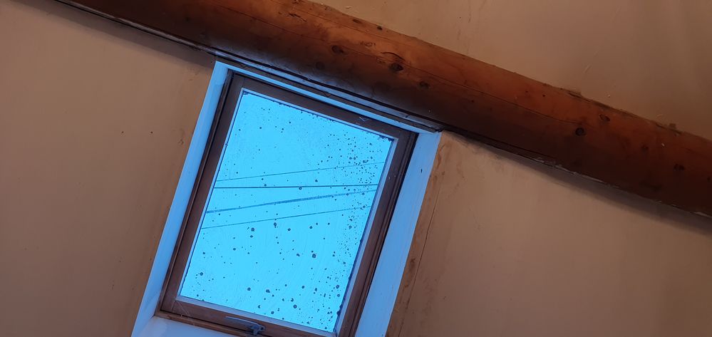 attention à vos velux ils ont un facheuse tendance à attirer les cables orange qui se posent dessus