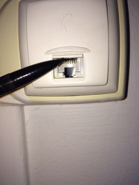 prise tel 3 - Copie.png