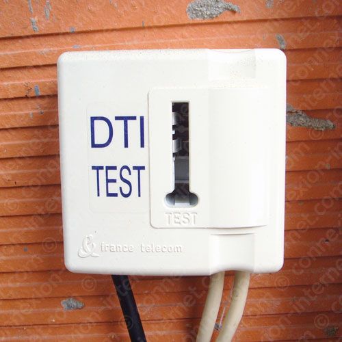 enlever-condensateur-prise-dti-T_11_www.connexion-internet.com.jpg