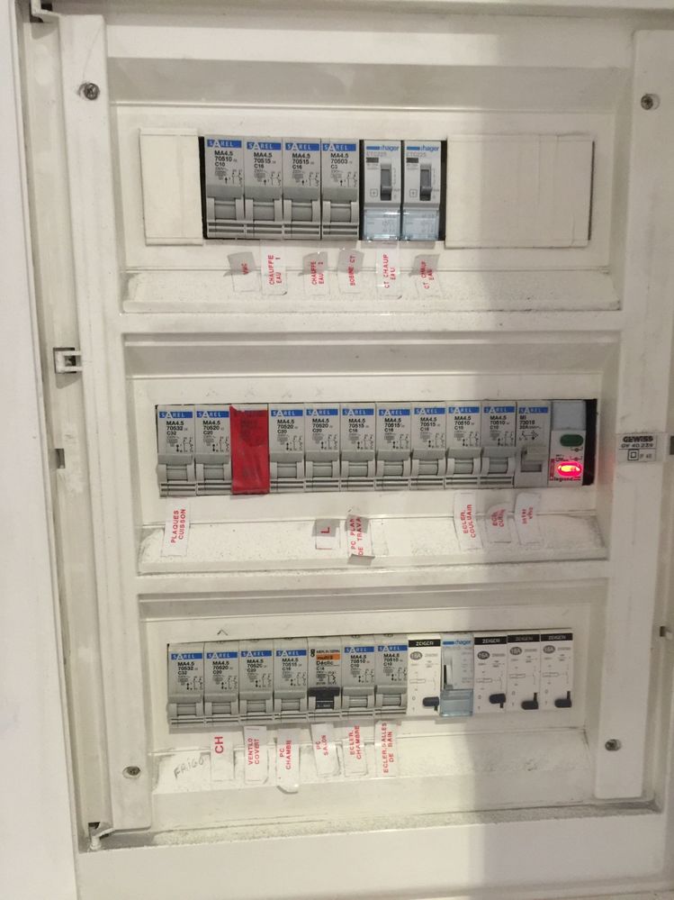 TABLEAU ELECTRIQUE 1.JPG