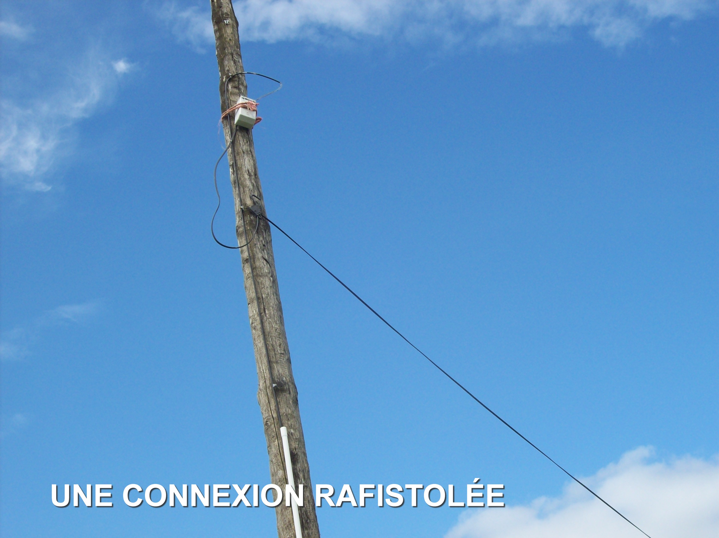 CONNEXION RAFISTOLÉE.JPG