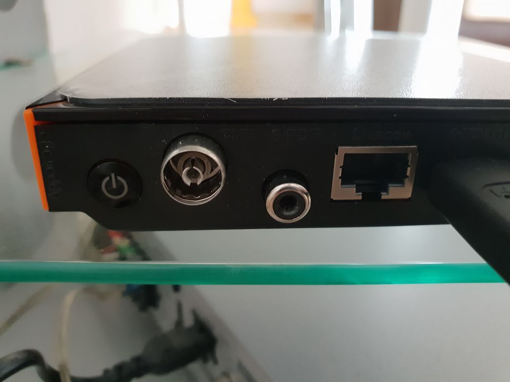 arrière decodeur uhd