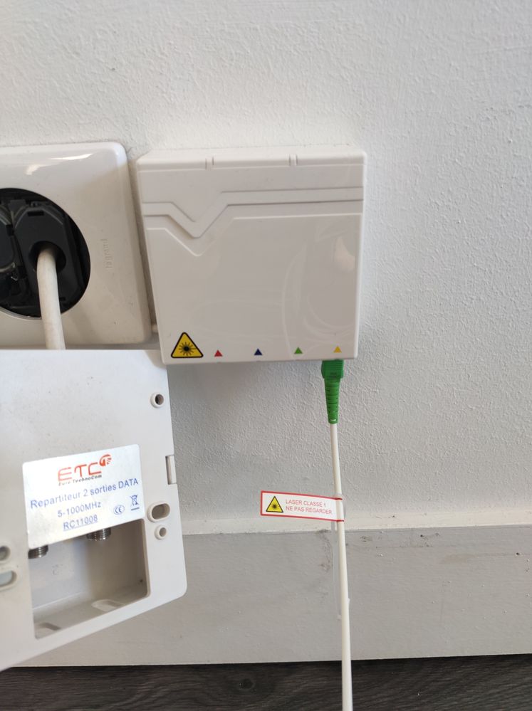 boitier a coté du pto