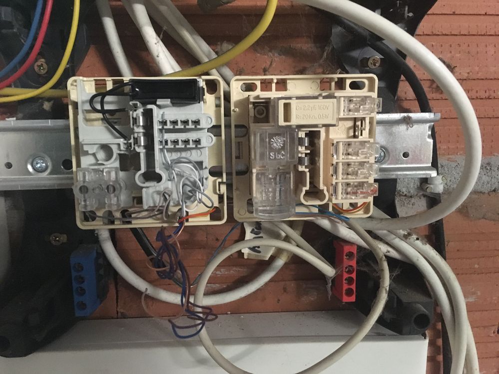 A gauche c’est le dti test