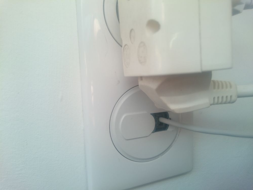 vue connexion téléphone mur