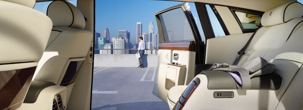 Rolls Royce Phantom 2.jpg
