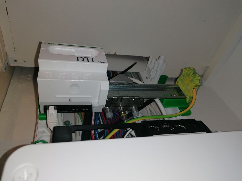 Prise inférieur DTI