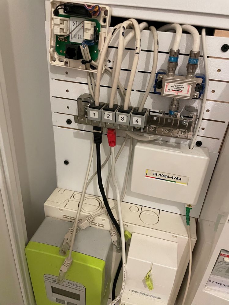 test 2 ethernet piece bureau + salon
