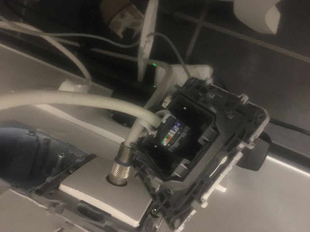 RJ 45 Salon