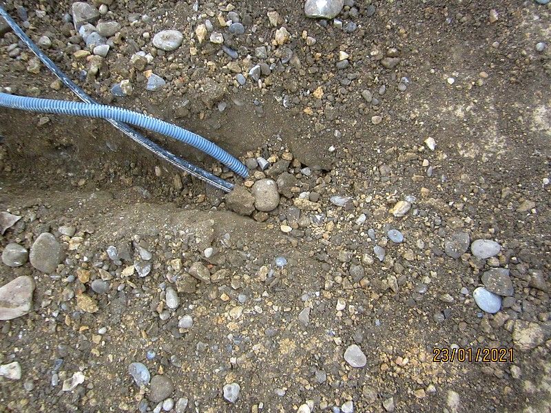 sortie des câbles dans le talus