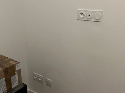 Prises murales 3.jpg