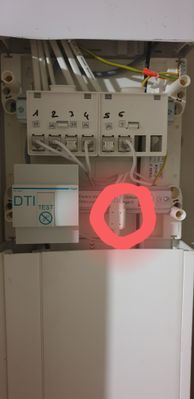 Boitier de communication dans le garage