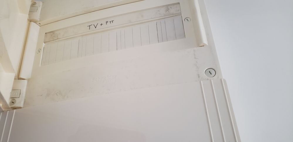 Tableau des prises rj45 que je n ose pas ouvrir